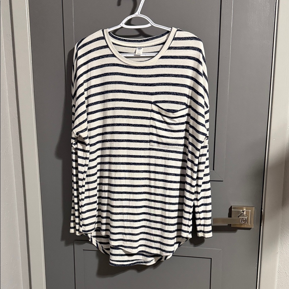 Old Navy Drop Shoulder Navy and White Striped Top